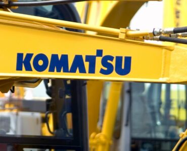 KOMATSU EQUIPMENT